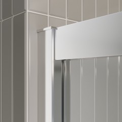 Душевая дверь BelBagno Luce LUCE-BF-1-120-C-Cr